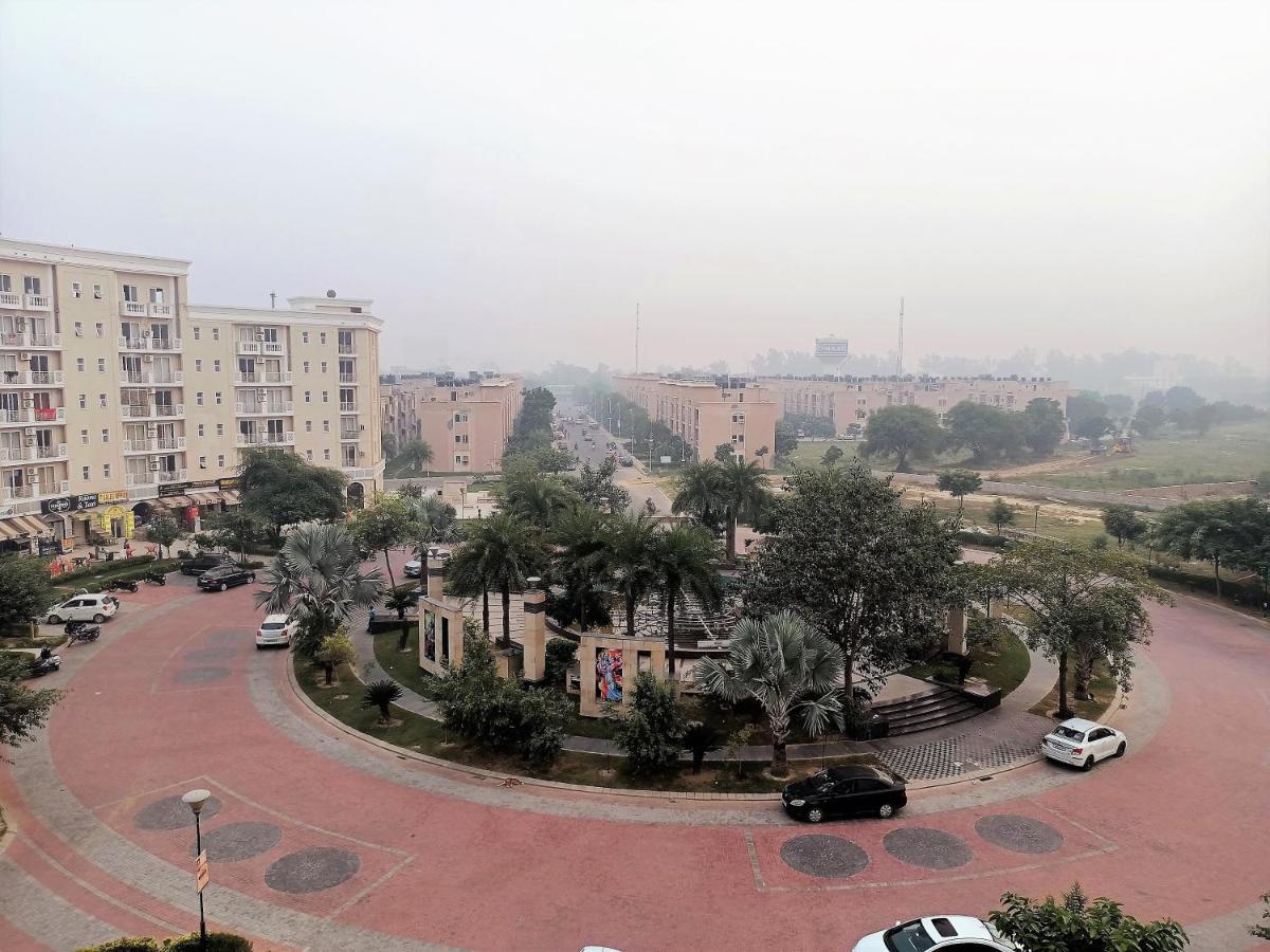 Vrindavan Inn Kültér fotó